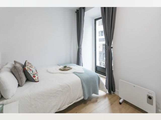 Spain furnished Room in Madrid, Madrid