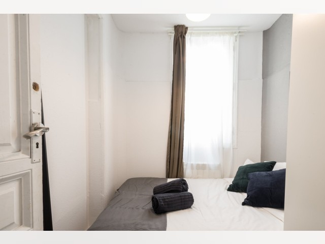 Spain furnished Room in Madrid, Madrid