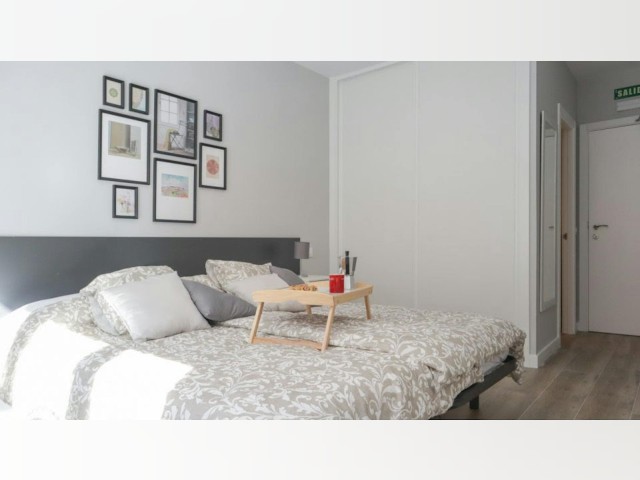 Spain furnished Room in Madrid, Madrid