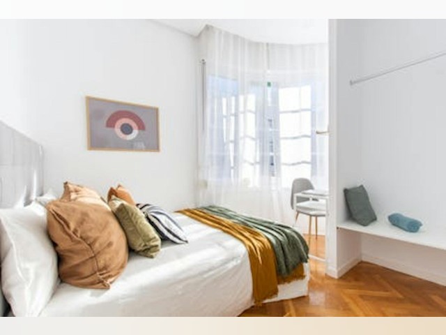 Spain furnished Room in Madrid, Madrid