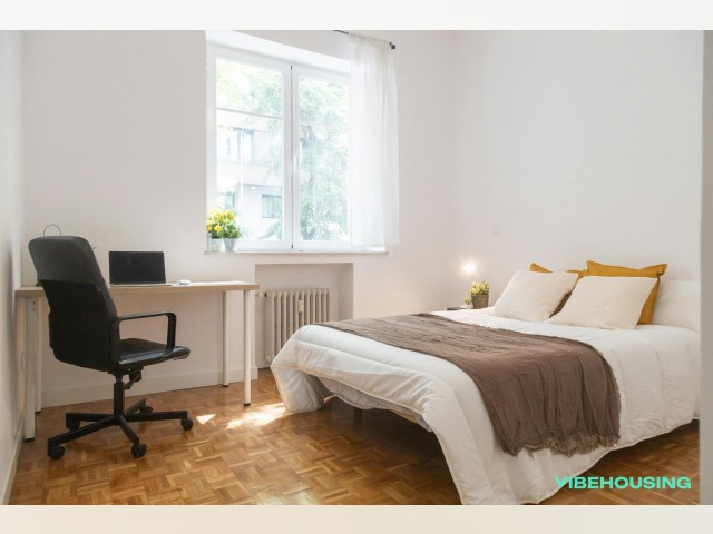 Spain furnished Room in Madrid, Madrid