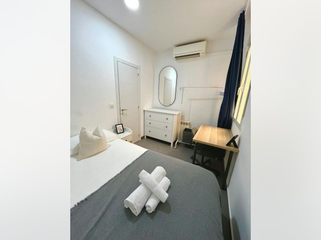 Spain furnished Room in Madrid, Madrid