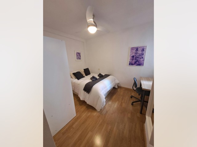 Spain furnished Room in Madrid, Madrid