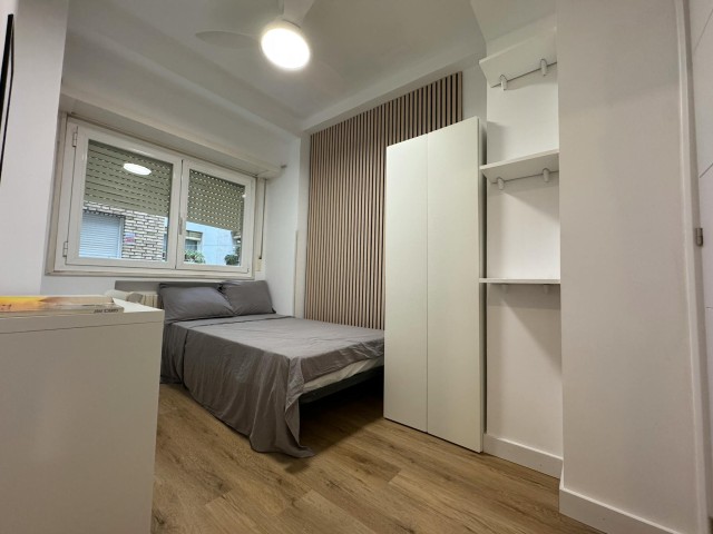 Spain furnished Room in Madrid, Madrid