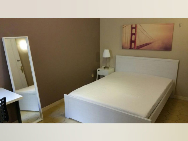 Spain furnished Room in Catalonia, Barcelona