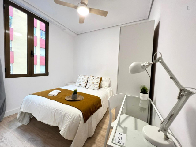 Spain furnished Room in Valencia, Valencia