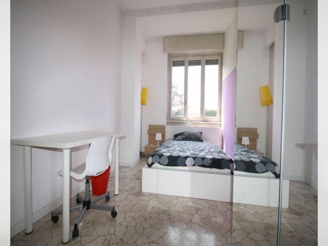 Italy furnished Room in Lombardy, Milan