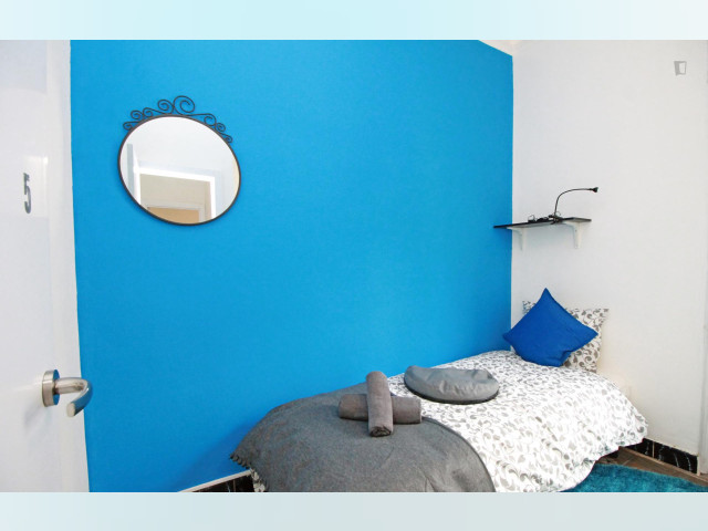 Spain furnished Room in Catalonia, Barcelona