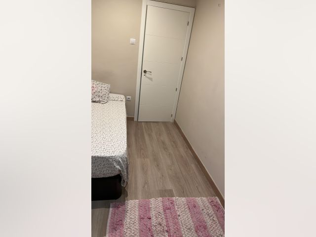 Spain furnished Room in Catalonia, Barcelona