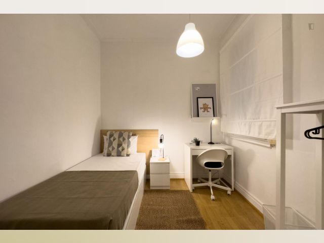 Spain furnished Room in Catalonia, Barcelona
